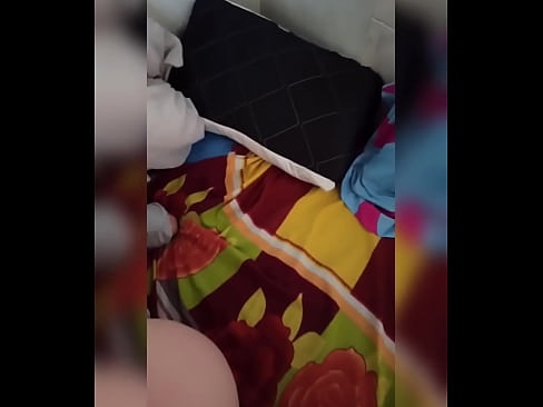 ❤️ Myn keamergenoat bliuwt allinnich thús want har man giet op fakânsje en ik nim de kâns oan om har te neuken en har kont fol mei molke ️ Seks by porno fy.sexera.ru ️❤