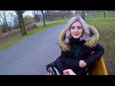 ❤️ Swallows in frjemdling syn hot cum foar jild - blowjob yn it park troch Eva Elfie ️  Seks by porno fy.sexera.ru ️❤
